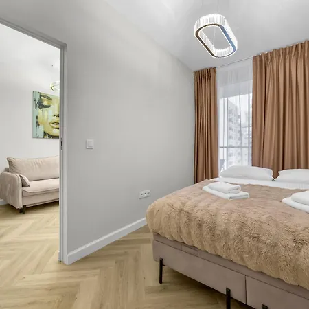 Lejlighed Chmielna Luxury Palace View By Bookinghost Warszawa
